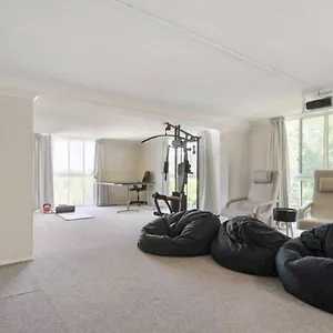 Holiday home Castle In The Sky, Bayview Heights